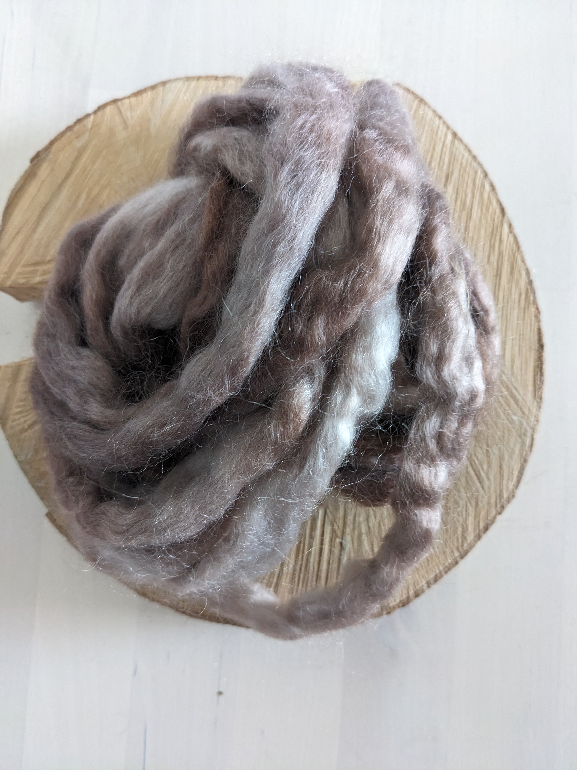 kid mohair/wool combed top, 25g, brown