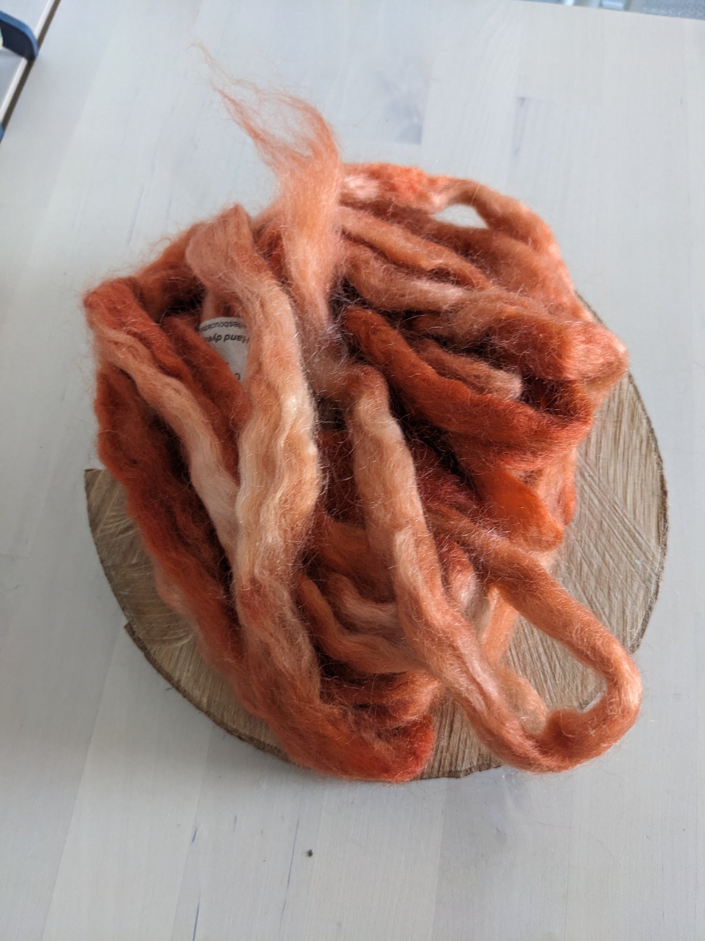 kid mohair/wool combed top, 25g, rust