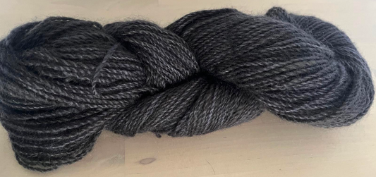 Jolie, fingering weight, 100g, dark grey