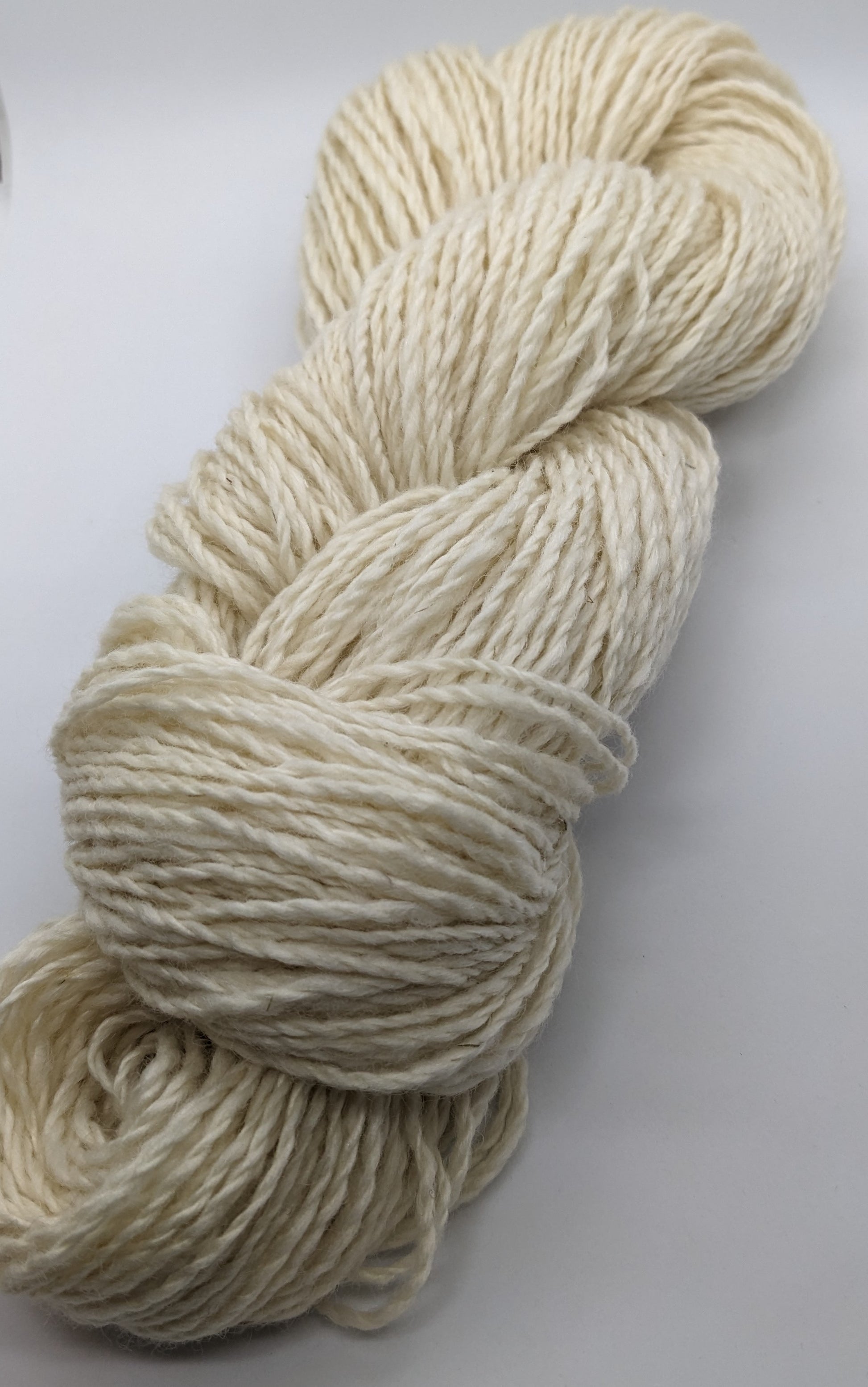 lady, light worsted weight, 100g, bare skein